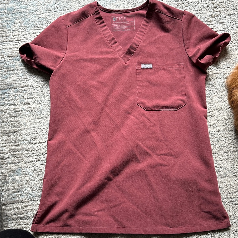 Figs Dark Cherry Catarina one pocket scrub top